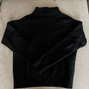 NORDSTROM BLACK SWEATER
